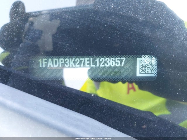 1FADP3K27EL123657 Ford FOCUS SE