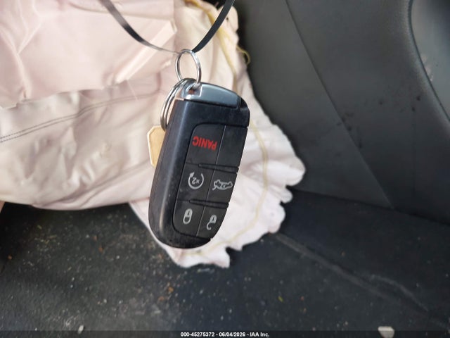 Продаж на аукціоні авто 2015 Chrysler 200 C, vin: 1C3CCCEG7FN512298, номер лоту: 45275372