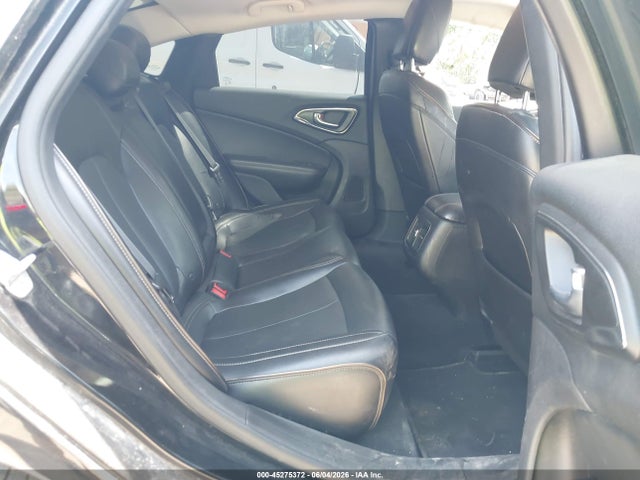 Продаж на аукціоні авто 2015 Chrysler 200 C, vin: 1C3CCCEG7FN512298, номер лоту: 45275372
