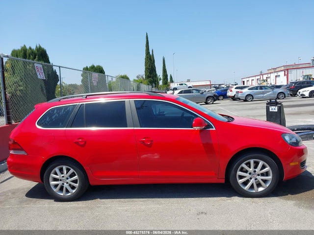 45275376 :رقم المزاد ، 3VWPP7AJ1EM605365 vin ، 2014 Volkswagen Jetta Sportwagen 2.5l Se مزاد بيع