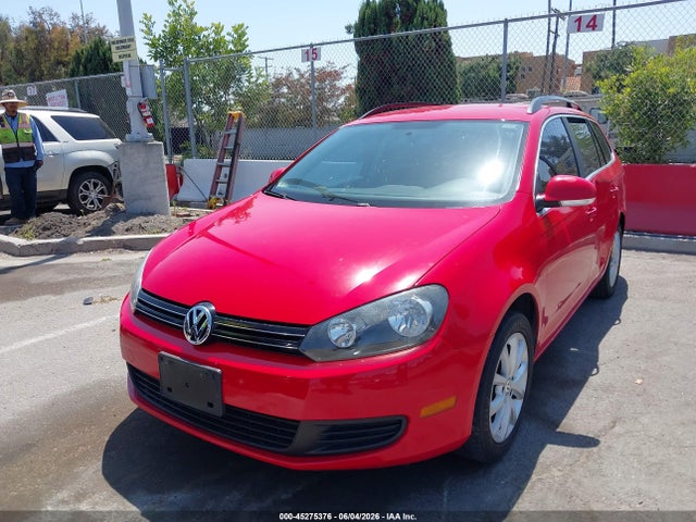 45275376 :رقم المزاد ، 3VWPP7AJ1EM605365 vin ، 2014 Volkswagen Jetta Sportwagen 2.5l Se مزاد بيع