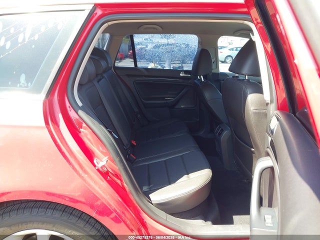 45275376 :رقم المزاد ، 3VWPP7AJ1EM605365 vin ، 2014 Volkswagen Jetta Sportwagen 2.5l Se مزاد بيع