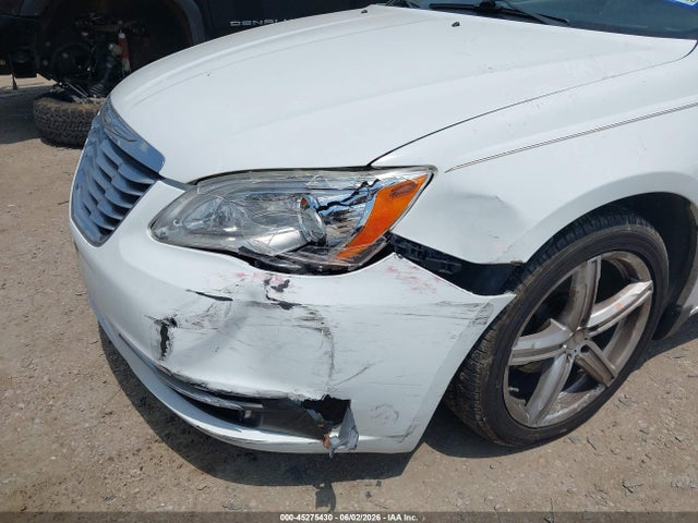 45275430 :رقم المزاد ، 1C3BCBFG9CN233712 vin ، 2012 Chrysler 200 Limited مزاد بيع