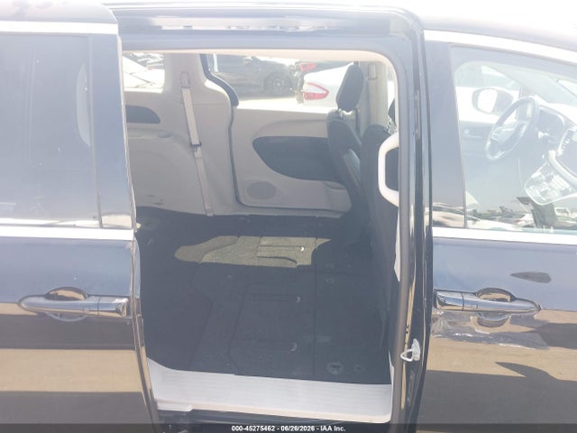 Chrysler Voyager Lx 2024 2C4RC1CG4RR176694 Image 8