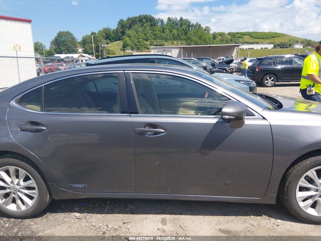 45275519 :رقم المزاد ، JTHBW1GG2E2059318 vin ، 2014 Lexus Es 300h مزاد بيع