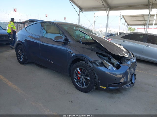 45275577 :رقم المزاد ، 7SAYGDEFXNF468378 vin ، 2022 Tesla Model Y Performance Dual Motor All-wheel Drive مزاد بيع
