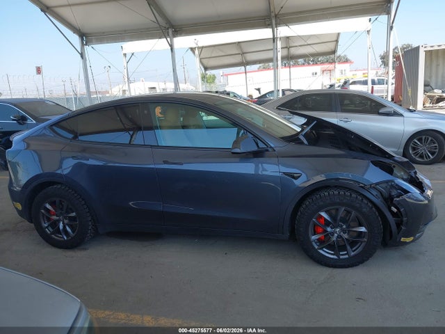 45275577 :رقم المزاد ، 7SAYGDEFXNF468378 vin ، 2022 Tesla Model Y Performance Dual Motor All-wheel Drive مزاد بيع