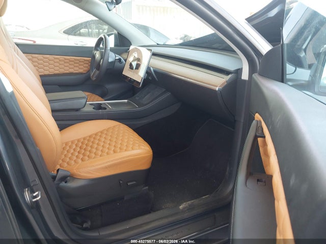 45275577 :رقم المزاد ، 7SAYGDEFXNF468378 vin ، 2022 Tesla Model Y Performance Dual Motor All-wheel Drive مزاد بيع