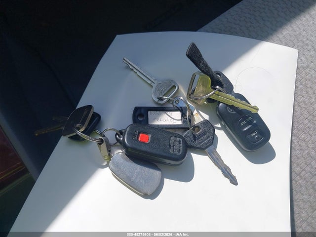 45275608 :رقم المزاد ، 2T1BR32E63C027545 vin ، 2003 Toyota Corolla Le مزاد بيع
