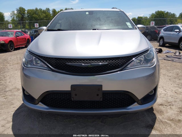 Продаж на аукціоні авто 2018 Chrysler Pacifica Touring L, vin: 2C4RC1BG0JR174852, номер лоту: 45275629