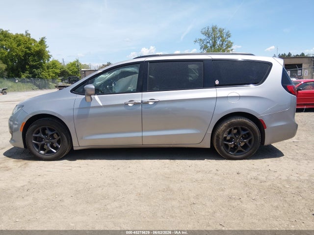 Продаж на аукціоні авто 2018 Chrysler Pacifica Touring L, vin: 2C4RC1BG0JR174852, номер лоту: 45275629