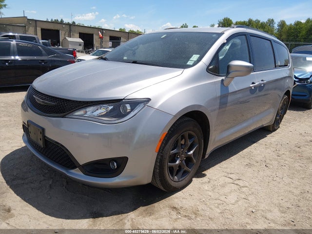 Продаж на аукціоні авто 2018 Chrysler Pacifica Touring L, vin: 2C4RC1BG0JR174852, номер лоту: 45275629