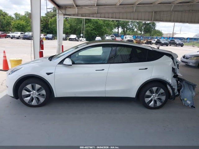 Продажа на аукционе авто 2023 Tesla Model Y Awd/long Range Dual Motor All-wheel Drive, vin: 7SAYGDEE9PA035206, номер лота: 45275671