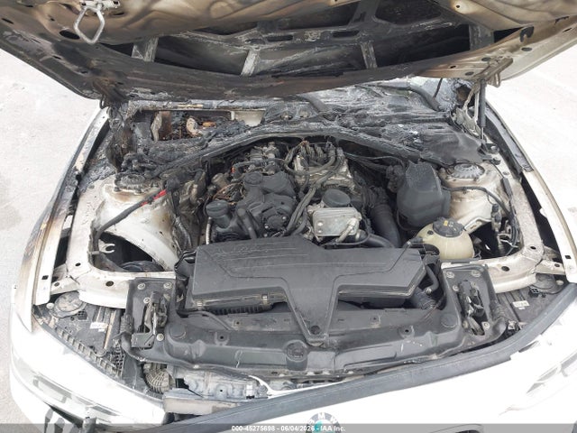 2015 Bmw 320i მანქანა იყიდება აუქციონზე, vin: WBA3B1C59FK138845, აუქციონის ნომერი: 45275698