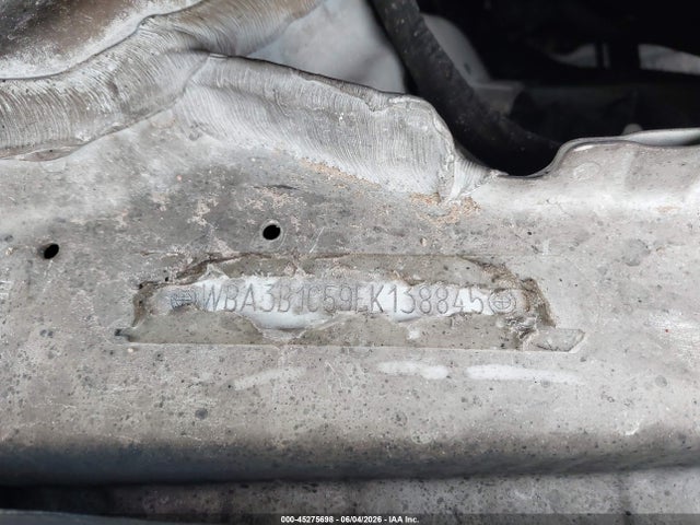 2015 Bmw 320i მანქანა იყიდება აუქციონზე, vin: WBA3B1C59FK138845, აუქციონის ნომერი: 45275698