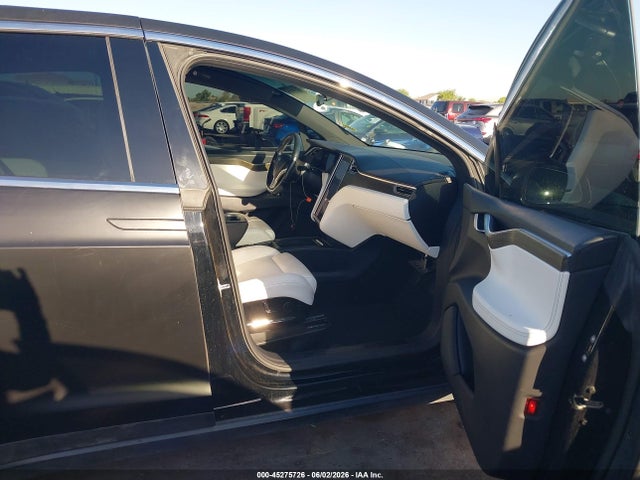 Aukcja sprzedaży 2016 Tesla Model X 60d/70d/75d/90d, vin: 5YJXCAE26GF002935, numer aukcji: 45275726