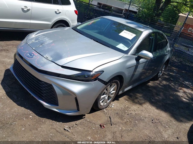 45275738 :رقم المزاد ، 4T1DAACK9SU125684 vin ، 2025 Toyota Camry Le مزاد بيع