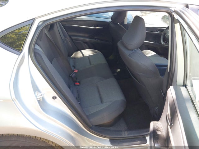 45275738 :رقم المزاد ، 4T1DAACK9SU125684 vin ، 2025 Toyota Camry Le مزاد بيع
