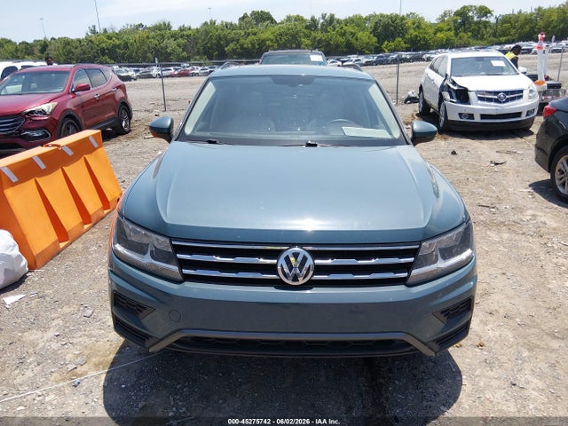 45275742 :رقم المزاد ، 3VV3B7AX3MM040783 vin ، 2021 Volkswagen Tiguan 2.0t Se/2.0t Se R-line Black/2.0t Sel مزاد بيع