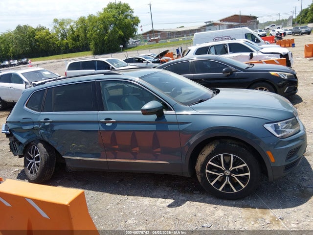45275742 :رقم المزاد ، 3VV3B7AX3MM040783 vin ، 2021 Volkswagen Tiguan 2.0t Se/2.0t Se R-line Black/2.0t Sel مزاد بيع