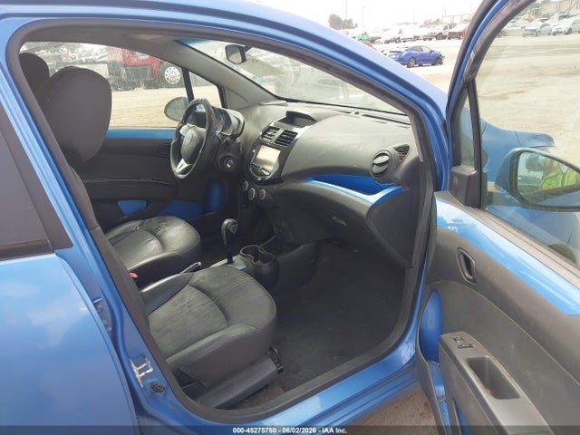 KL8CD6S99FC778281 Chevrolet Spark 1lt Cvt