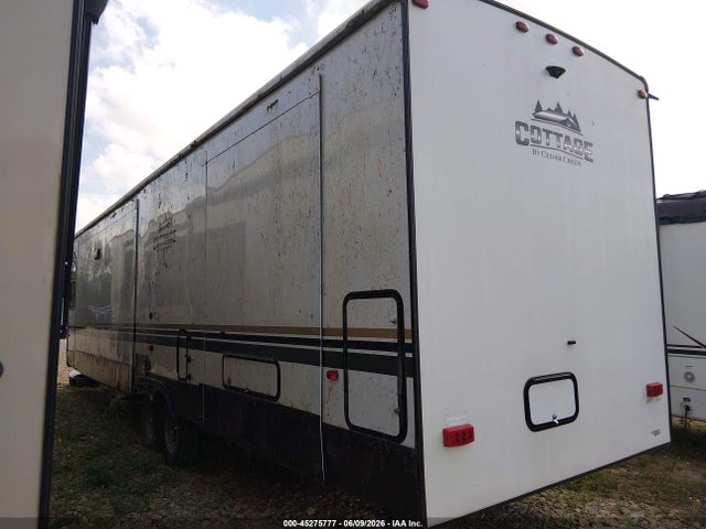 Aukcja sprzedaży 2021 Forest River Cedar Creek Cottage Travel Trailer, vin: 4X4TCRS26MS226717, numer aukcji: 45275777