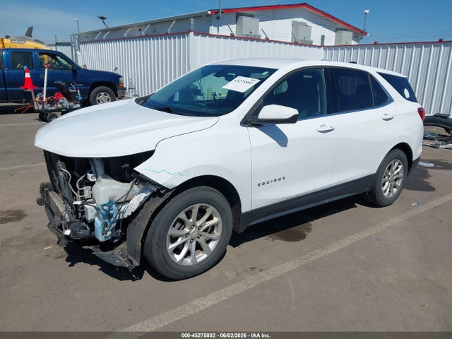 Chevrolet EQUINOX LT 2018 2GNAXSEV0J6275187 Image 2