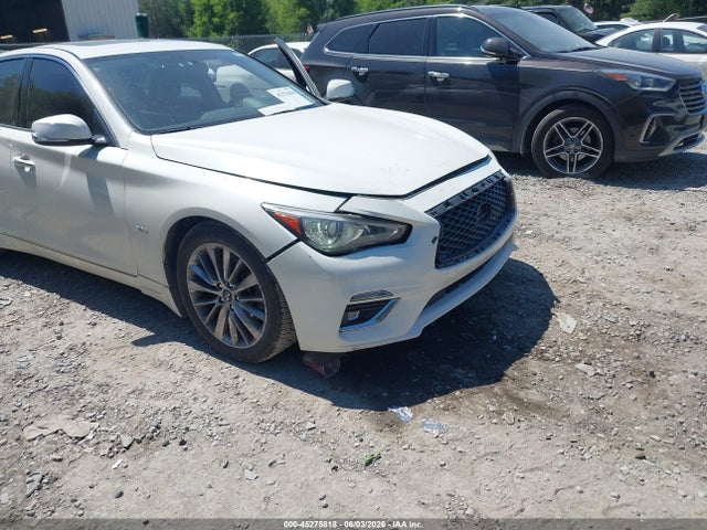 45275818 :رقم المزاد ، JN1EV7AR5KM550550 vin ، 2019 Infiniti Q50 3.0t Luxe مزاد بيع
