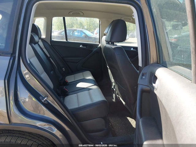 Продажа на аукционе авто 2016 Volkswagen Tiguan S, vin: WVGBV7AX5GW587782, номер лота: 45275844