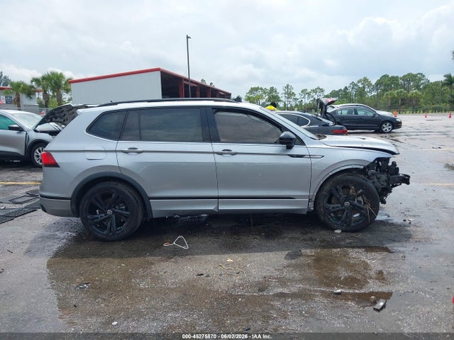45275870 :رقم المزاد ، 3VVCB7AX6PM010830 vin ، 2023 Volkswagen Tiguan 2.0t Se R-line Black مزاد بيع