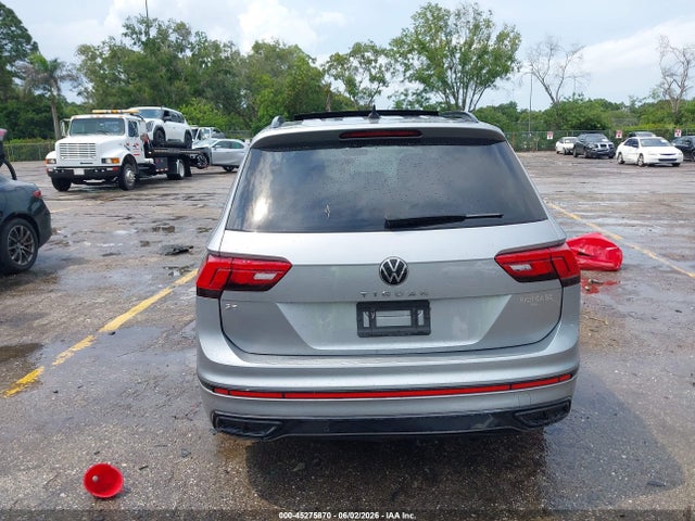 45275870 :رقم المزاد ، 3VVCB7AX6PM010830 vin ، 2023 Volkswagen Tiguan 2.0t Se R-line Black مزاد بيع