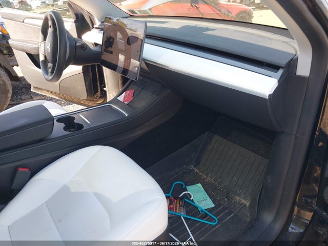 Продажа на аукционе авто 2024 Tesla Model Y Long Range Dual Motor All-wheel Drive, vin: 7SAYGDEE8RA219619, номер лота: 45275917