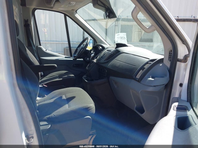 1FTBW2XM0JKB06501 Ford Transit-350