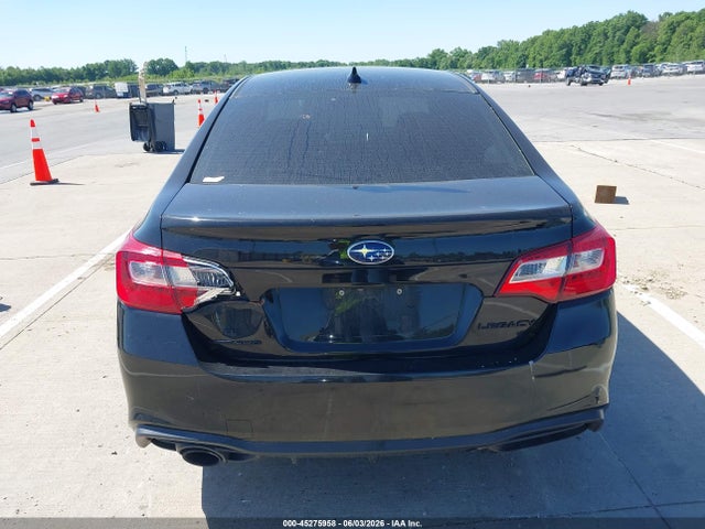 4S3BNAF68J3023568 Subaru Legacy 2.5i Premium