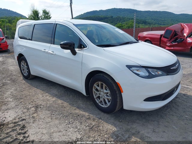 Продажа на аукционе авто 2026 Chrysler Voyager Lx, vin: 2C4RC1CG2TR261931, номер лота: 45275989