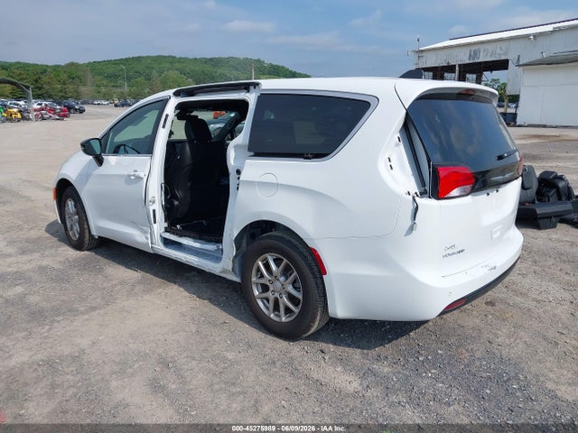 Продажа на аукционе авто 2026 Chrysler Voyager Lx, vin: 2C4RC1CG2TR261931, номер лота: 45275989