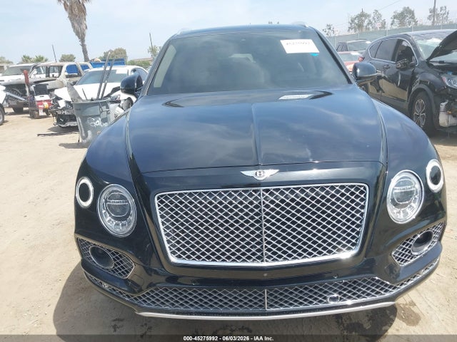 Bentley Bentayga W12/w12 First Edition 2017 SJAAC2ZV1HC015687 Image 12