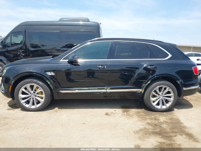 Bentley Bentayga W12/w12 First Edition 2017 SJAAC2ZV1HC015687 Image 14