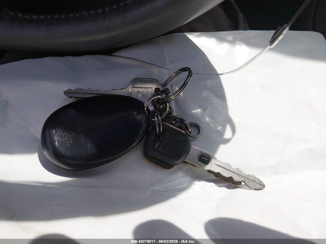 45276017 :رقم المزاد ، 2G4WF551521149160 vin ، 2002 Buick Regal Gs مزاد بيع