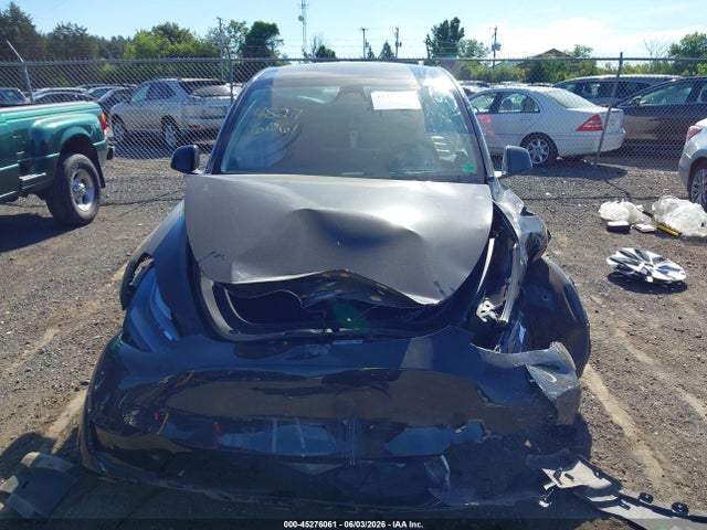 2023 Tesla Model Y Awd/long Range Dual Motor All-wheel Drive მანქანა იყიდება აუქციონზე, vin: 7SAYGDEE1PF836568, აუქციონის ნომერი: 45276061