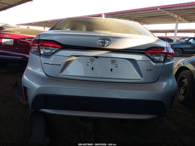 45276063 :رقم المزاد ، 5YFEPMAE0MP249879 vin ، 2021 Toyota Corolla Le مزاد بيع