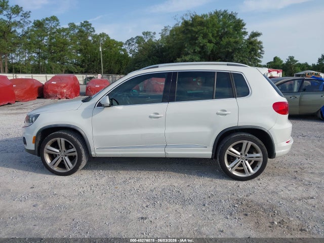 Продажа на аукционе авто 2016 Volkswagen Tiguan R-line, vin: WVGAV7AXXGW082722, номер лота: 45276078