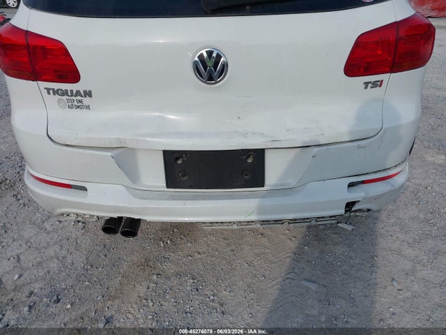 Продажа на аукционе авто 2016 Volkswagen Tiguan R-line, vin: WVGAV7AXXGW082722, номер лота: 45276078