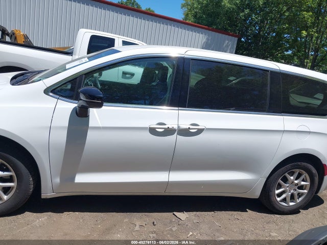 Продаж на аукціоні авто 2024 Chrysler Pacifica Touring L, vin: 2C4RC1BG9RR152005, номер лоту: 45276113