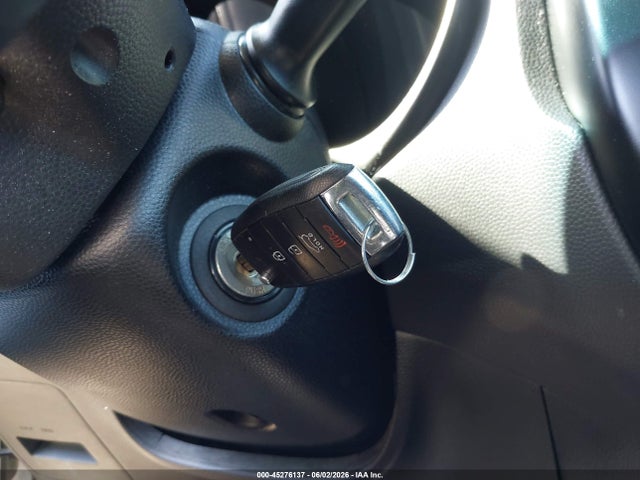 45276137 :رقم المزاد ، KNDJP3A51G7241837 vin ، 2016 Kia Soul + مزاد بيع