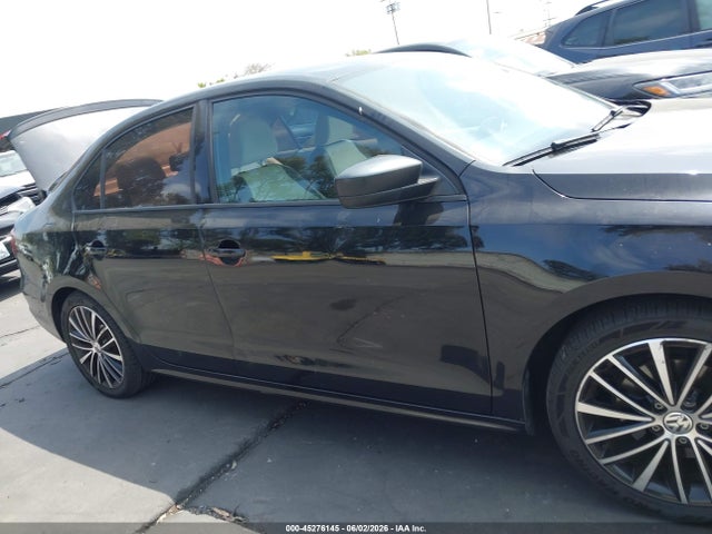 Продаж на аукціоні авто 2016 Volkswagen Jetta 1.8t Sport, vin: 3VWD17AJ7GM387732, номер лоту: 45276145