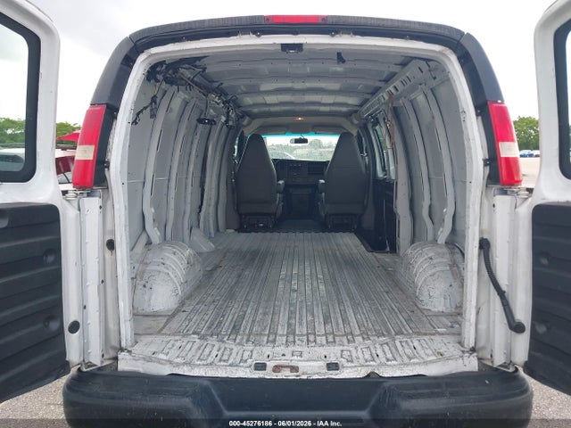 45276186 :رقم المزاد ، 1GCWGBFPXK1213783 vin ، 2019 Chevrolet Express 2500 Work Van مزاد بيع