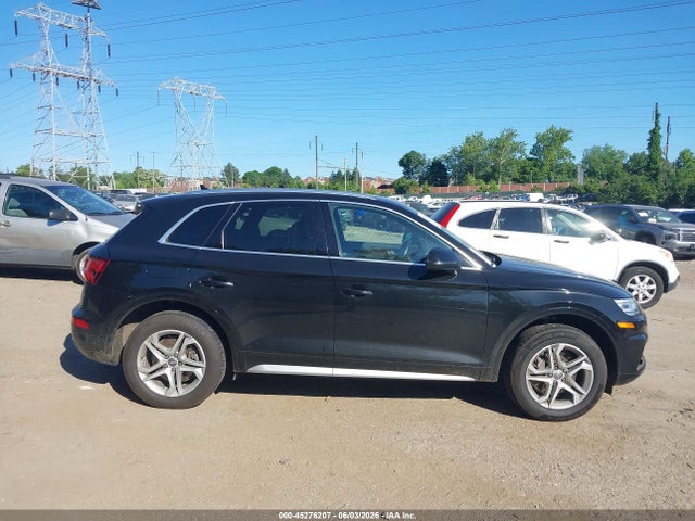 WA1ANAFY2K2042048 Audi Q5 45 Premium