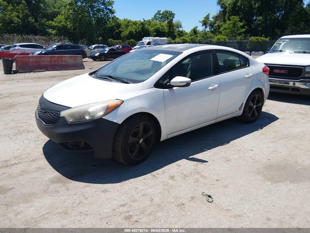 45276214 :رقم المزاد ، KNAFX4A63F5289819 vin ، 2015 Kia Forte Lx مزاد بيع