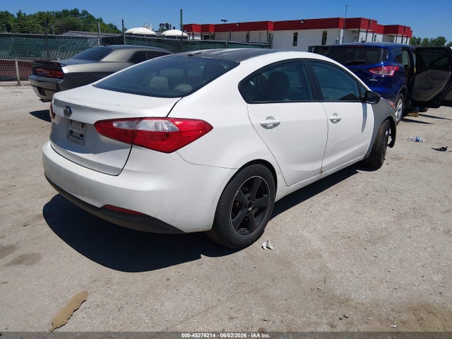 45276214 :رقم المزاد ، KNAFX4A63F5289819 vin ، 2015 Kia Forte Lx مزاد بيع